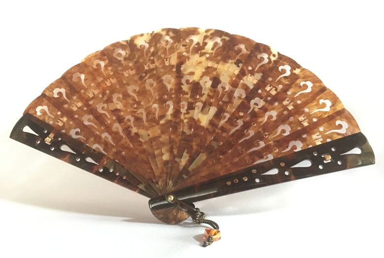 坂本べっ甲店」伝統工芸品べっ甲 POP-UP SHOP | 売場ニュース | 阪神